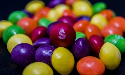 Skittles Luncurkan Permen Gummies Pedas Rasa Fuego