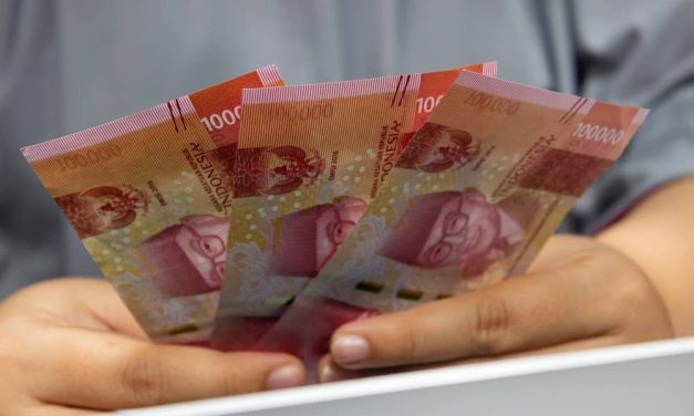 Indikator Yang Mendorong Kenaikan UMP Dengan Berbagai Aspek