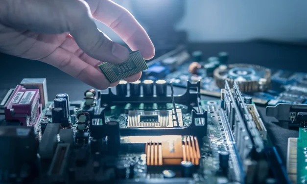 Motherboard Otak Penghubung Dalam Sistem Komputer