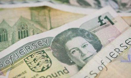 Poundsterling Anjlok Usai Pinjaman Pemerintah Inggris Melonjak