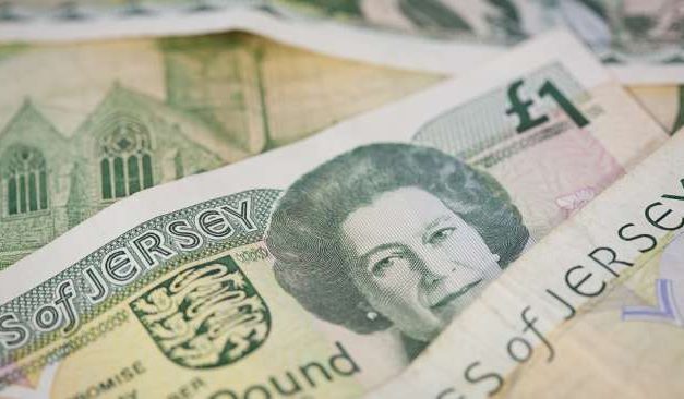 Poundsterling Anjlok Usai Pinjaman Pemerintah Inggris Melonjak